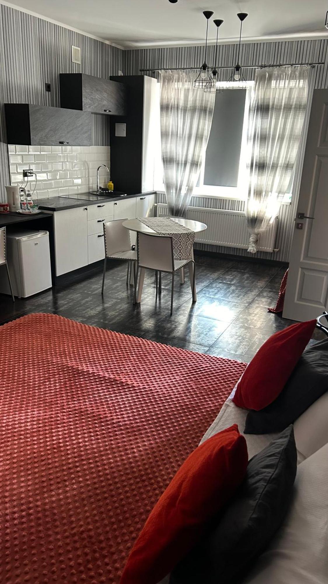 Inn Chayka *